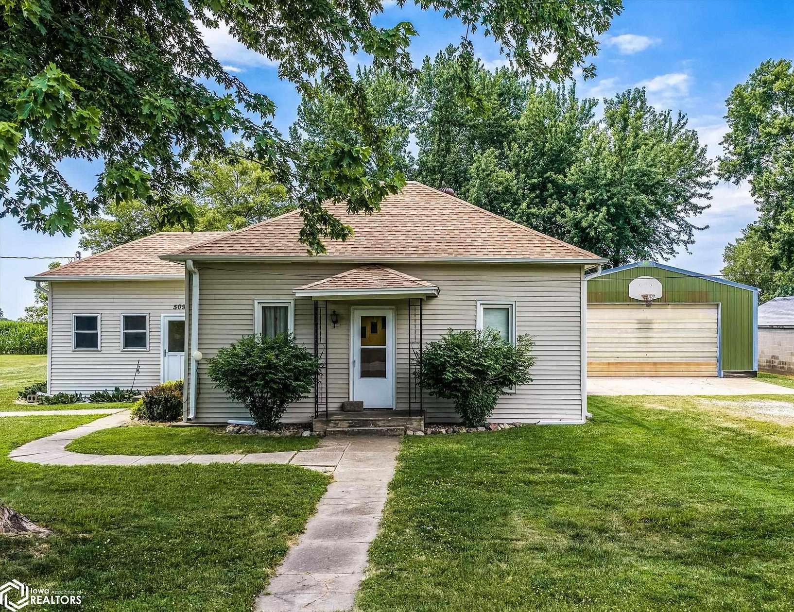 6.4 Acres of Land with Home for Sale in Modale, Iowa