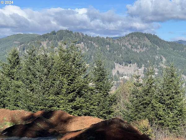 0.92 Acres of Residential Land for Sale in Brookings, Oregon