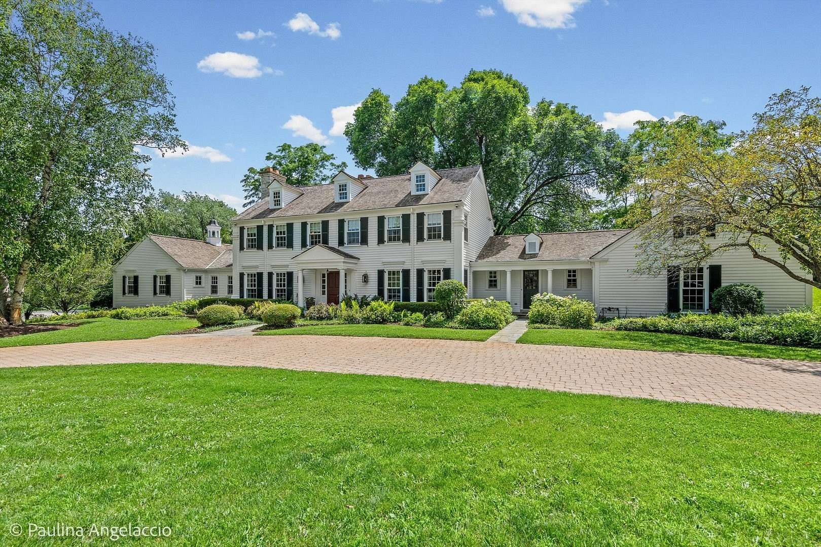 5 Acres of Land with Home for Sale in Barrington Hills, Illinois
