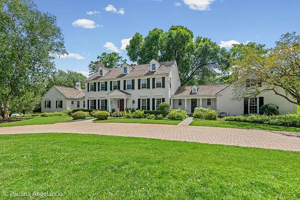 5 Acres of Land with Home for Sale in Barrington Hills, Illinois