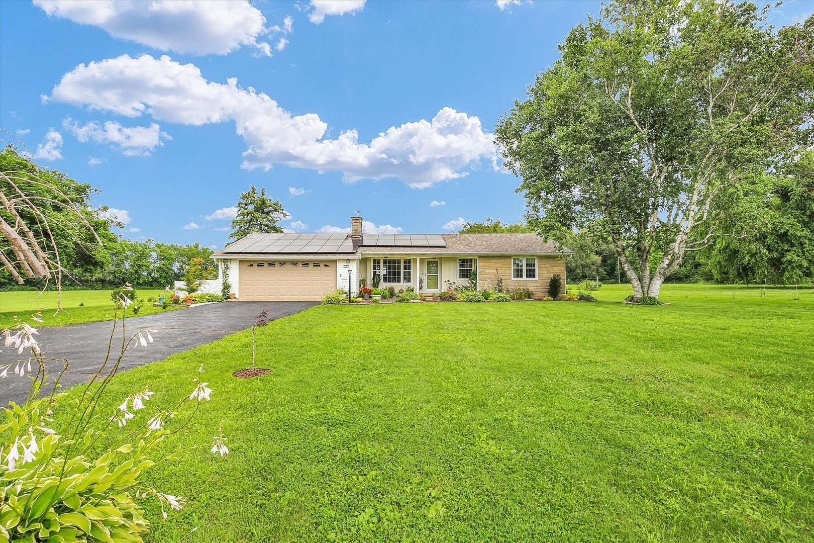 4.57 Acres of Land with Home for Sale in Ridge Farm, Illinois