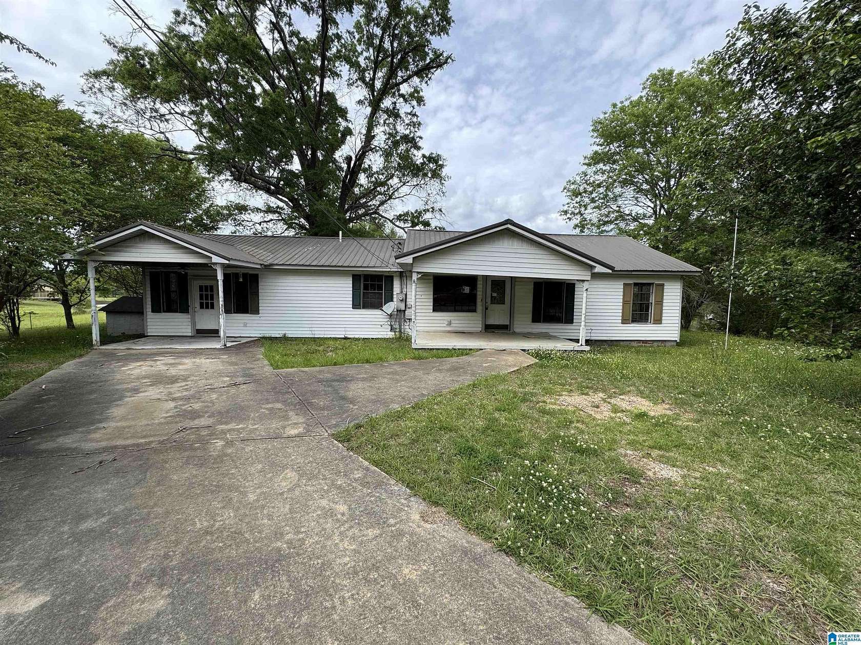 2.1 Acres of Land with Home for Sale in Sylacauga, Alabama