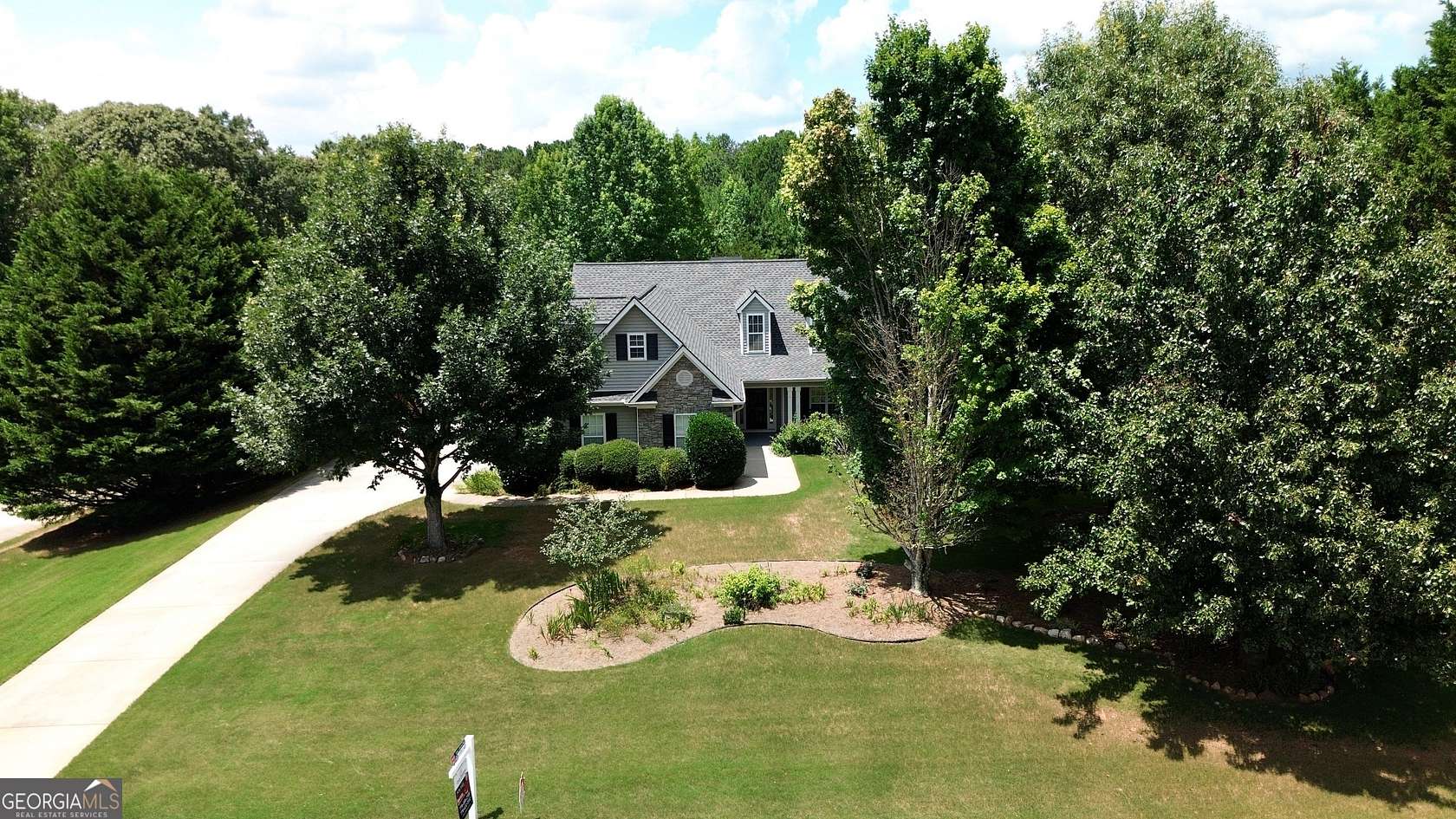 1.54 Acres of Land with Home for Sale in Senoia, Georgia