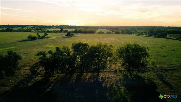 15 Acres of Agricultural Land for Sale in Gatesville, Texas