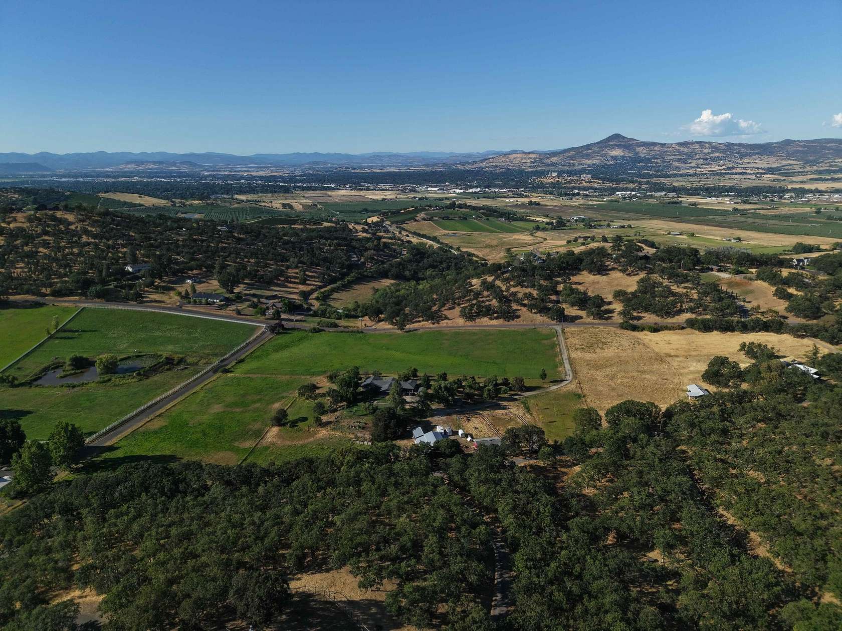 6 Acres of Residential Land for Sale in Medford, Oregon