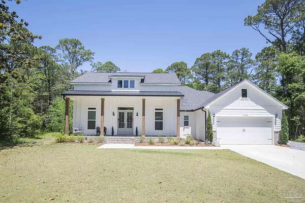 2.56 Acres of Land with Home for Sale in Gulf Breeze, Florida