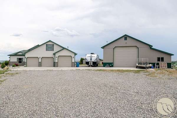 2.24 Acres of Land with Home for Sale in Billings, Montana