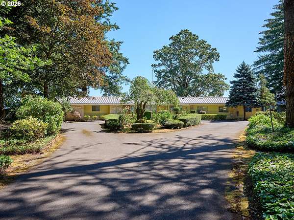 1.84 Acres of Land with Home for Sale in Estacada, Oregon