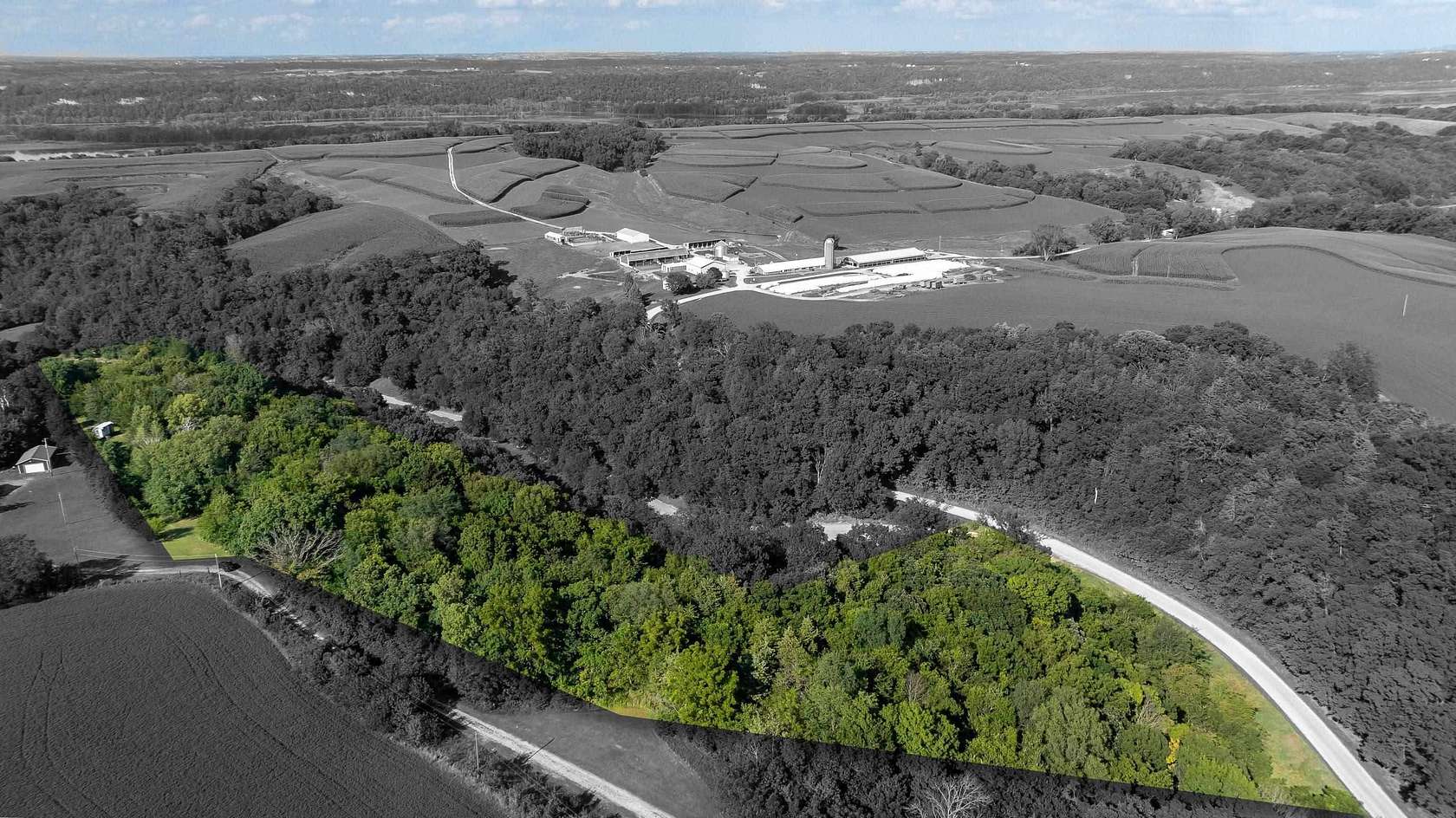 9.8 Acres of Residential Land for Sale in Sherrill, Iowa