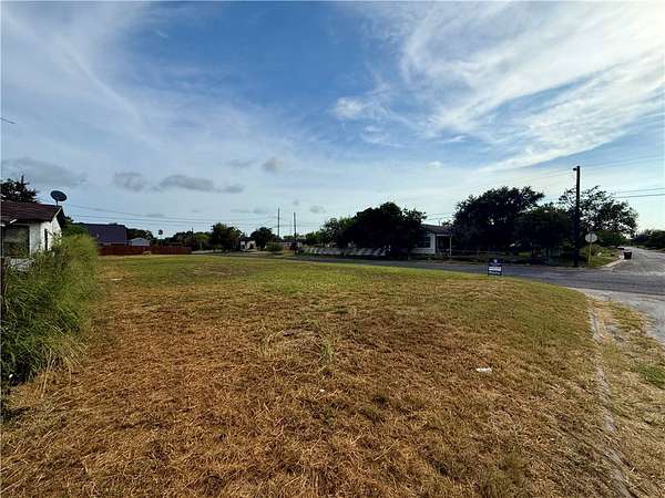 0.16 Acres of Residential Land for Sale in Kingsville, Texas