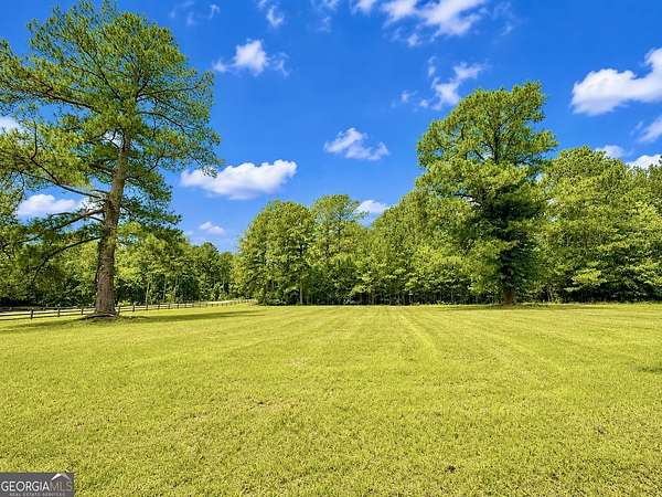 5 Acres of Residential Land for Sale in Dublin, Georgia