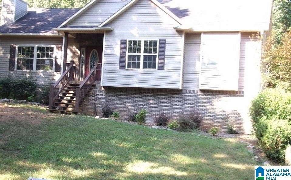 10 Acres of Land with Home for Sale in West Blocton, Alabama