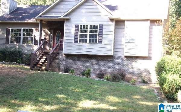 10 Acres of Land with Home for Sale in West Blocton, Alabama