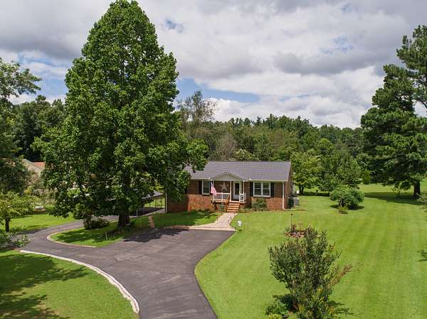 2.29 Acres of Land with Home for Sale in Fairview, Tennessee