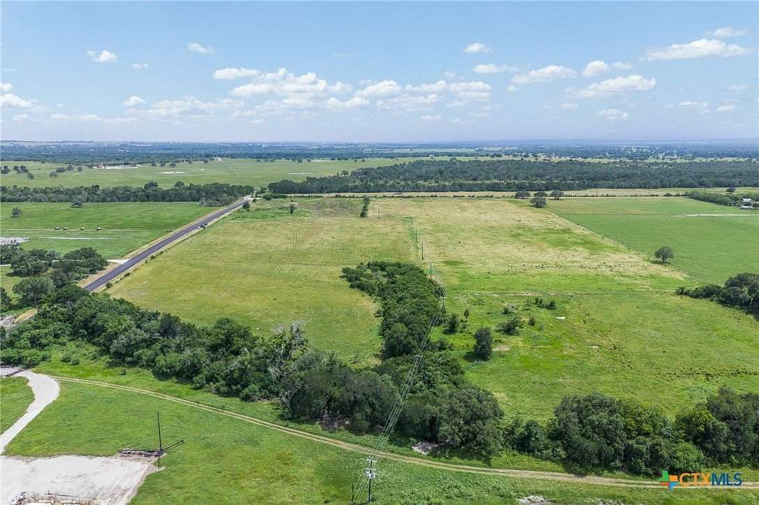 5.27 Acres of Residential Land for Sale in Gonzales, Texas