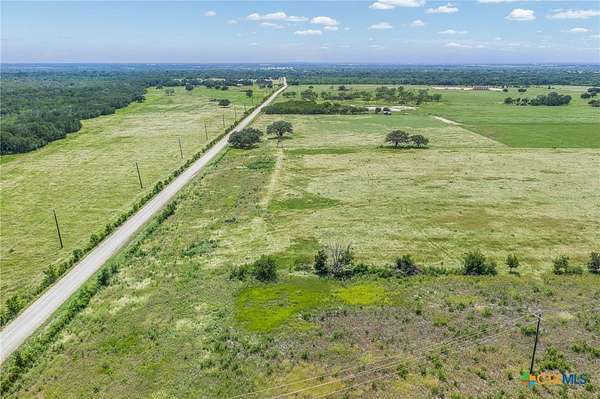 2 Acres of Residential Land for Sale in Gonzales, Texas