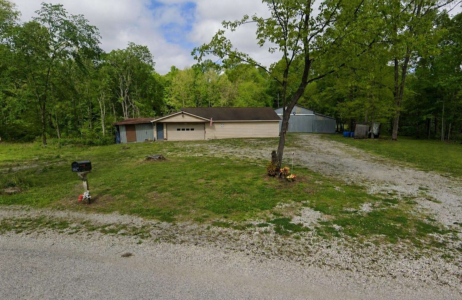 2 Acres of Land with Home for Sale in Monrovia, Indiana