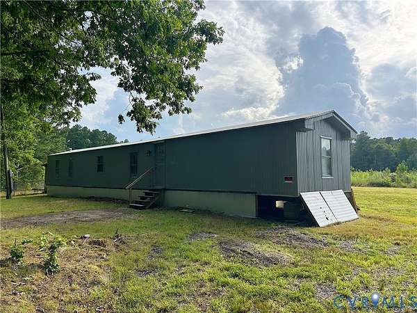 3.16 Acres of Land with Home for Sale in Dinwiddie, Virginia