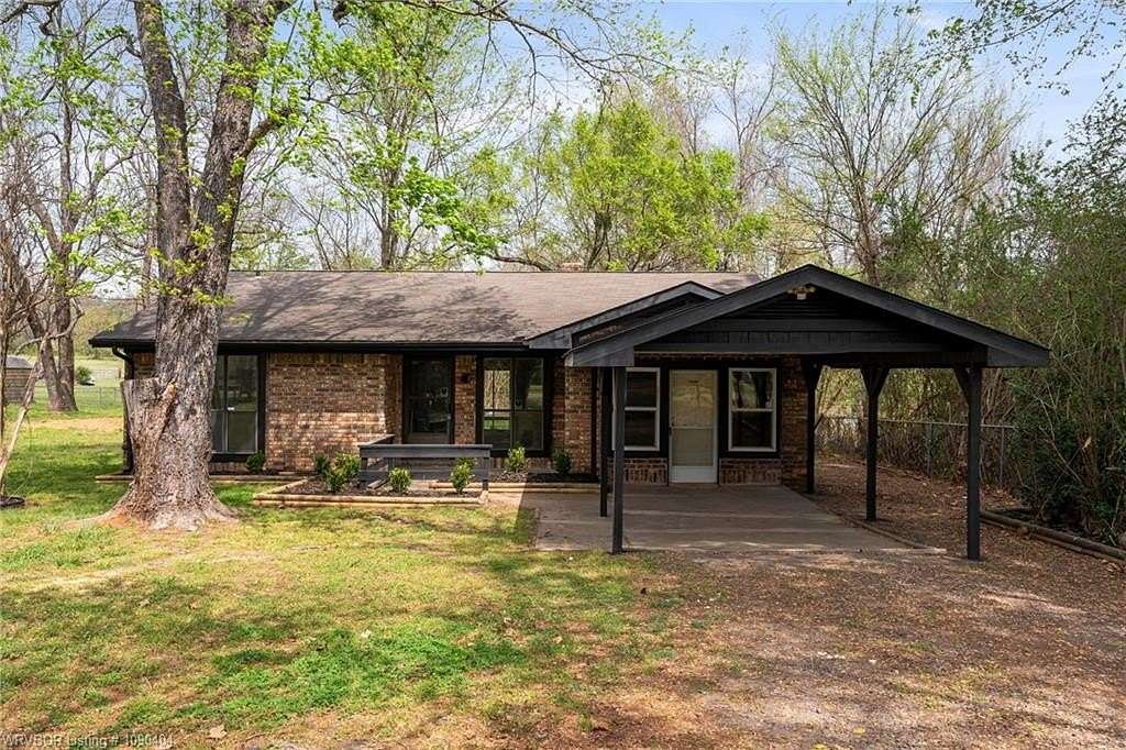 2 Acres of Land with Home for Sale in Hackett, Arkansas