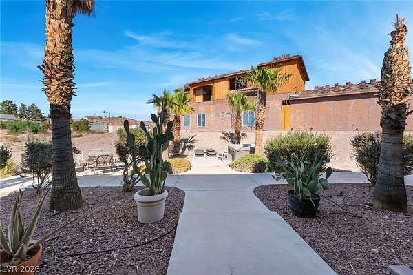 1.86 Acres of Land with Home for Sale in Henderson, Nevada