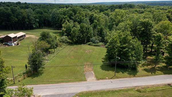 4 Acres of Residential Land for Sale in Conneautville, Pennsylvania