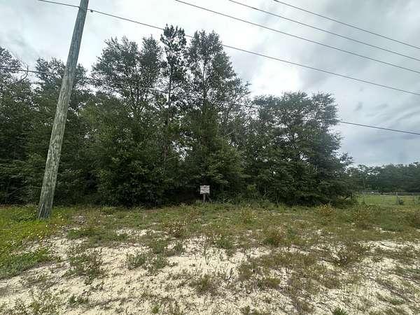 0.28 Acres of Residential Land for Sale in DeFuniak Springs, Florida