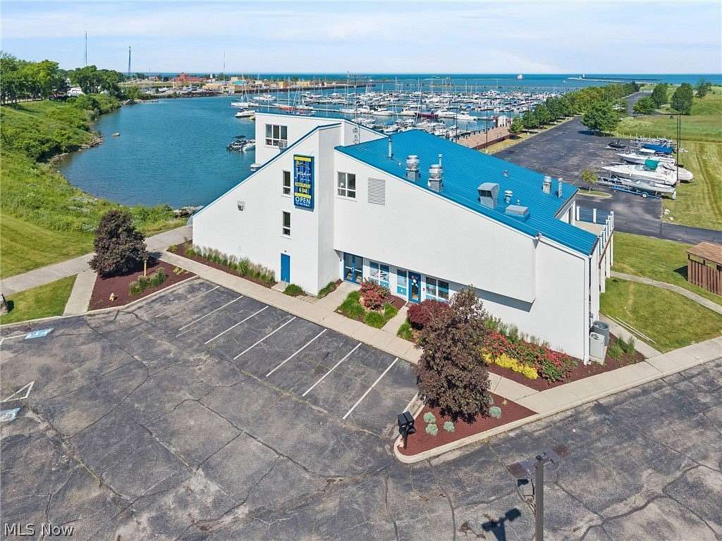 6.75 Acres of Commercial Land for Lease in Lorain, Ohio