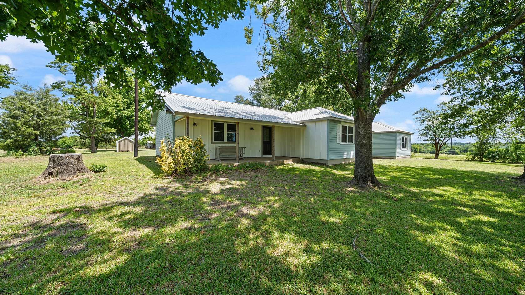 11.6 Acres of Land with Home for Sale in Athens, Texas
