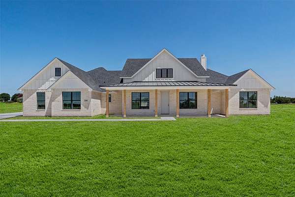 2 Acres of Land with Home for Sale in Weatherford, Texas