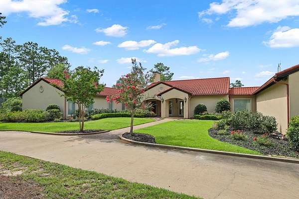 11 Acres of Land with Home for Sale in Brookeland, Texas