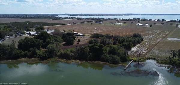 21.8 Acres of Agricultural & Residential Land for Sale in Lake Placid, Florida