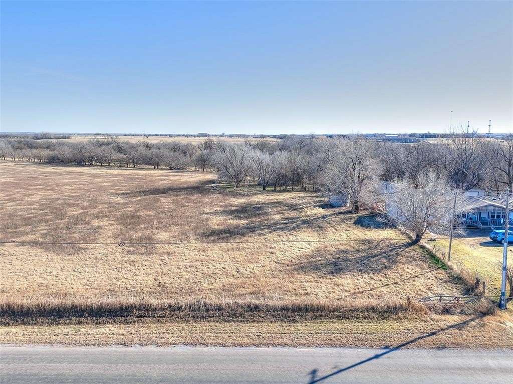 31.7 Acres of Mixed-Use Land for Sale in El Reno, Oklahoma