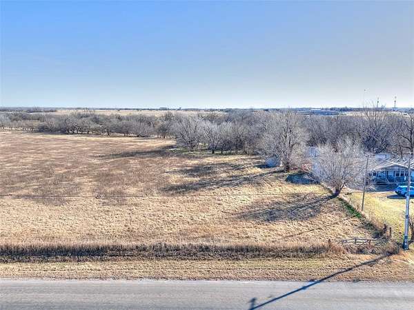 31.7 Acres of Mixed-Use Land for Sale in El Reno, Oklahoma