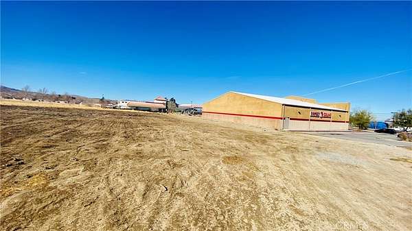 6 Acres of Land for Sale in Littlerock, California