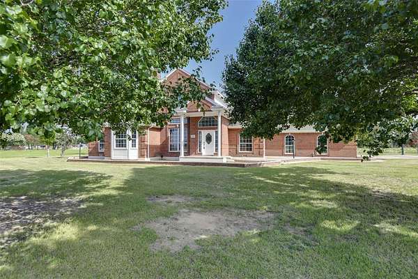 1.76 Acres of Land with Home for Sale in Midlothian, Texas