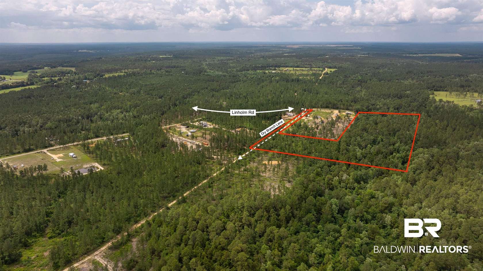 20 Acres of Land for Sale in Robertsdale, Alabama