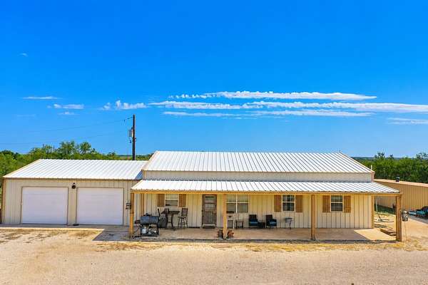 198 Acres of Improved Land for Sale in Sagerton, Texas