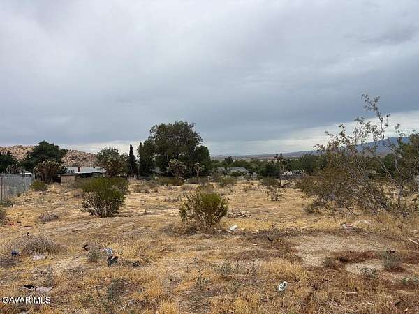 0.5 Acres of Land for Sale in Palmdale, California