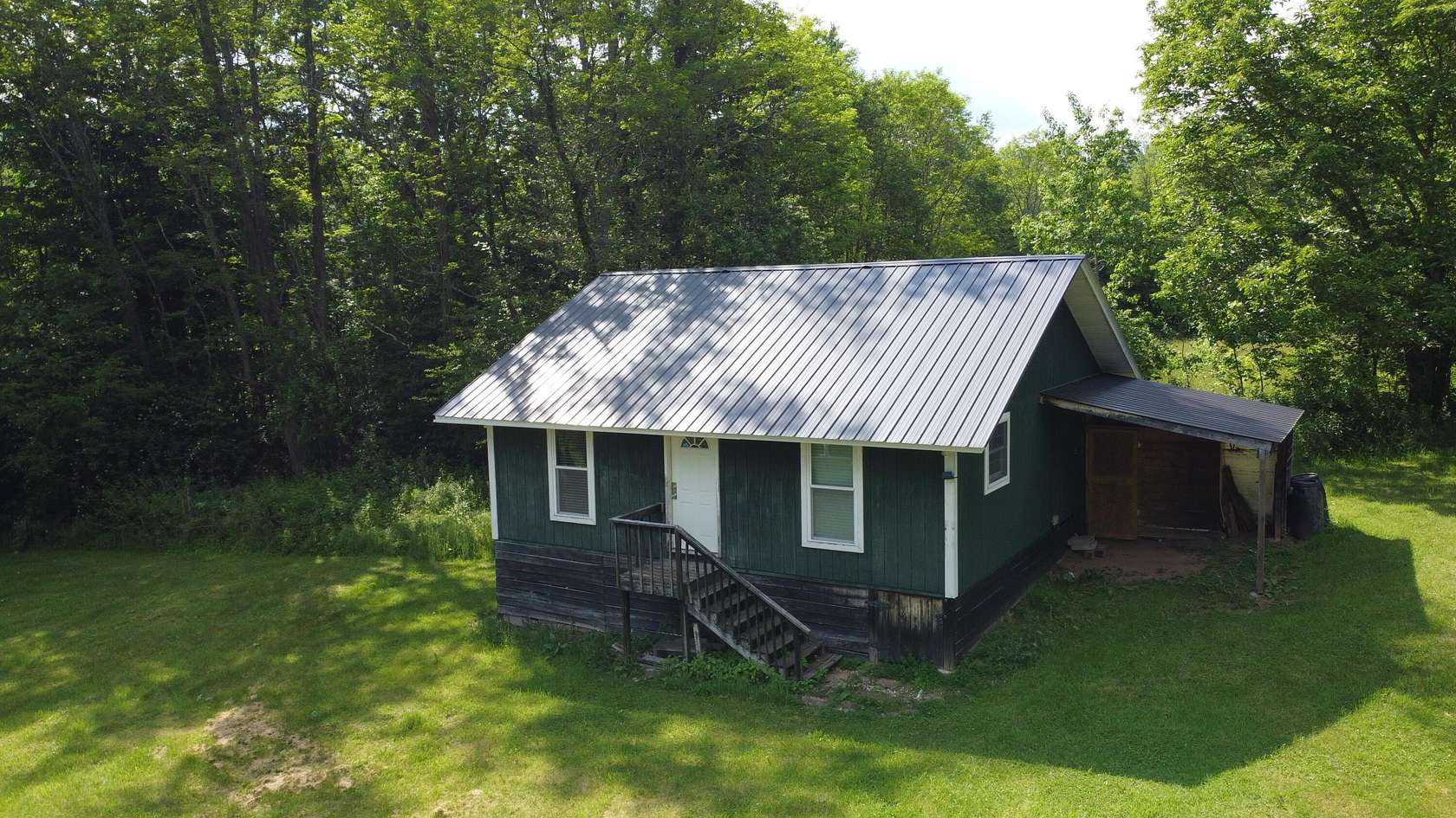 4.87 Acres of Land with Home for Sale in Slaty Fork, West Virginia