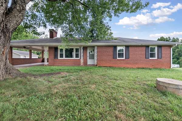 7.44 Acres of Land with Home for Sale in Pamplin City, Virginia