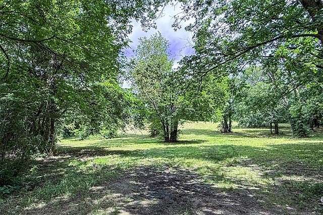 1.73 Acres of Residential Land for Sale in Locust Grove, Oklahoma