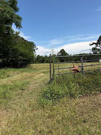148 Acres of Land for Sale in Center, Texas