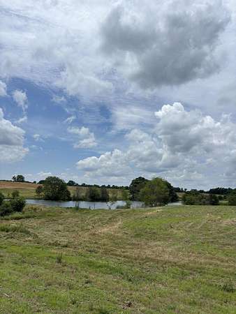 20 Acres of Agricultural & Residential Land for Sale in Salvisa, Kentucky