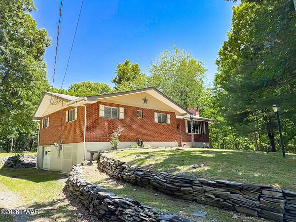 1.58 Acres of Land with Home for Sale in Dingmans Ferry, Pennsylvania