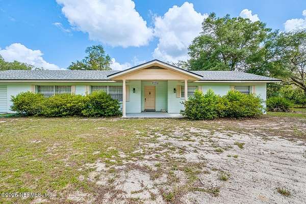 4.66 Acres of Land with Home for Sale in Keystone Heights, Florida