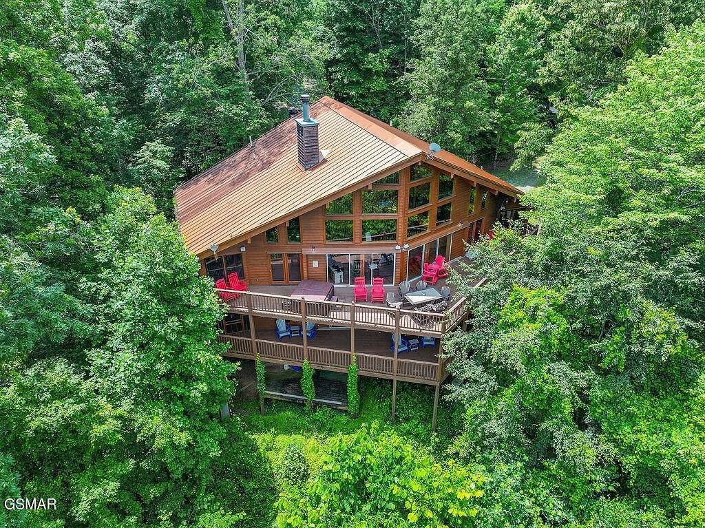 1.5 Acres of Land with Home for Sale in Sevierville, Tennessee