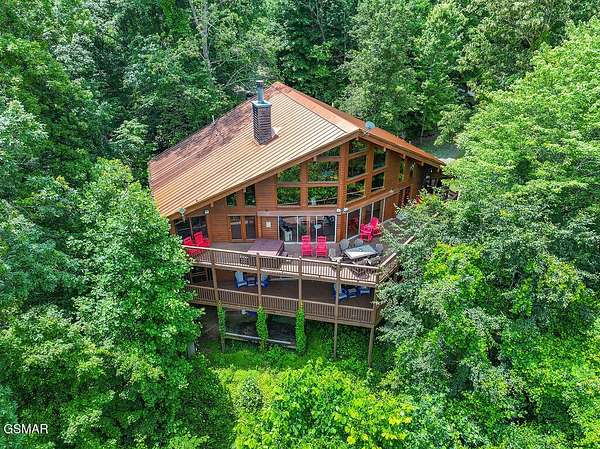 1.5 Acres of Land with Home for Sale in Sevierville, Tennessee