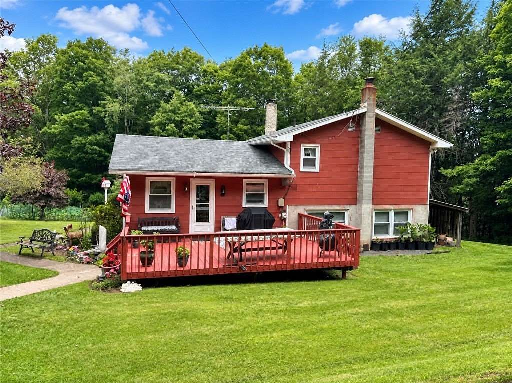 9 Acres of Land with Home for Sale in Prattsville, New York