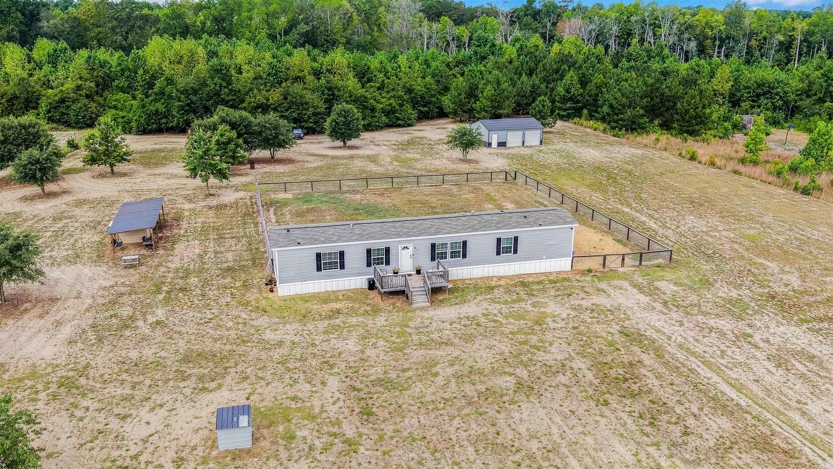 6.5 Acres of Land with Home for Sale in Hemingway, South Carolina