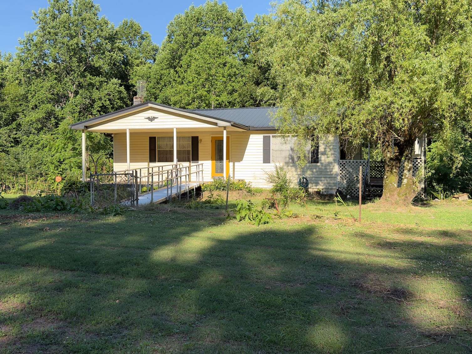 3 Acres of Land with Home for Auction in Liberty, Tennessee